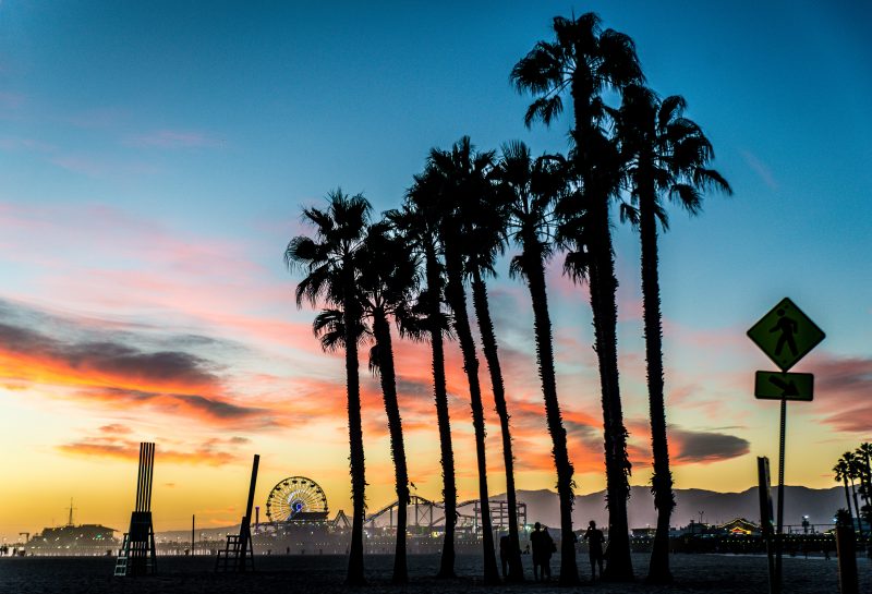 Santa Monica Pier bei Sonnenuntergang