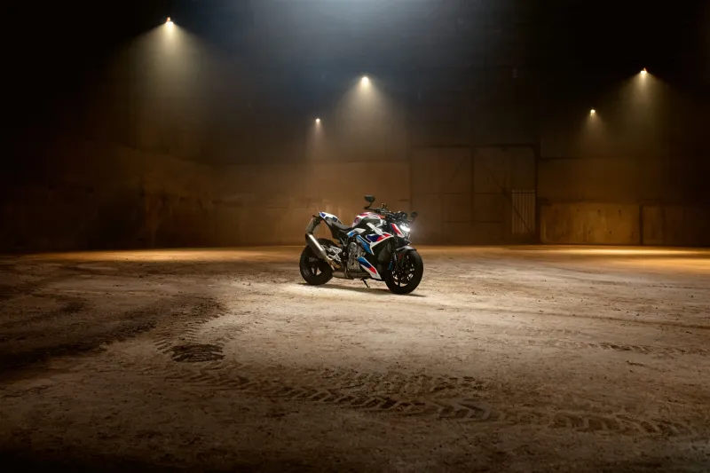 BMW M 1000 R in Action