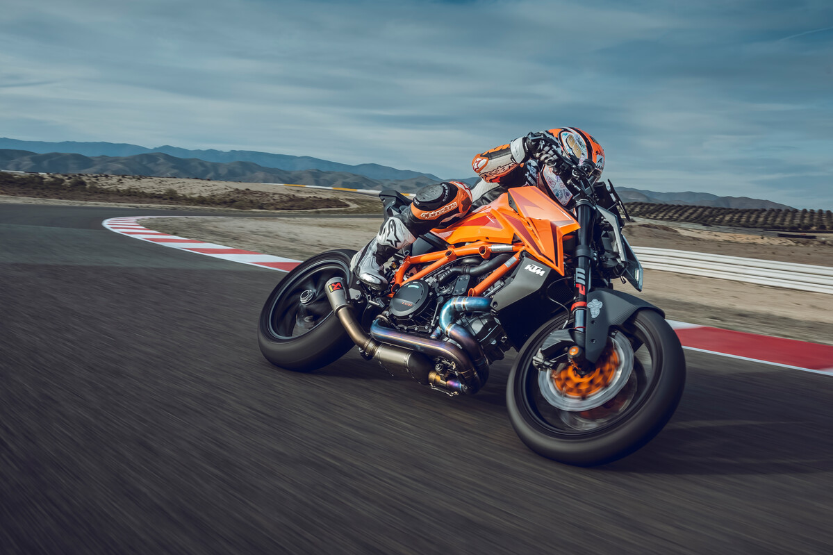 KTM KTM 1390 Super Duke R