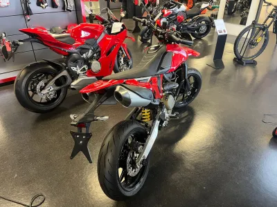 Ducati 698