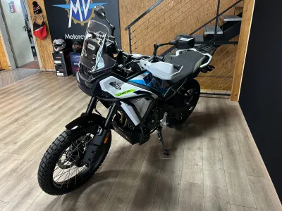 CF Moto 450MT