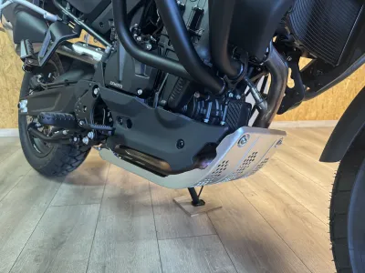 CF Moto 800MT Explore