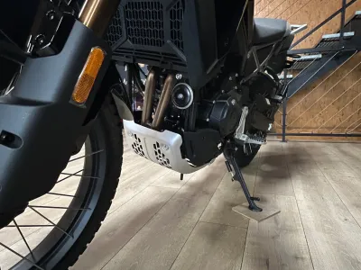 CF Moto 450MT