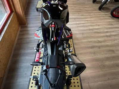 Aprilia Tuono V4 1100