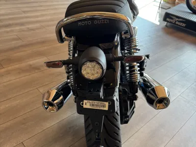 Moto Guzzi V7 Special